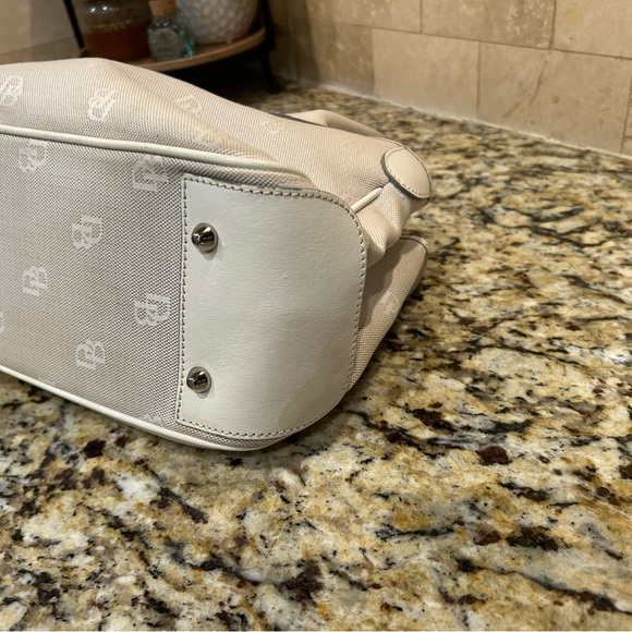 Dooney & Bourke 52089226 Cream Canvas Leather Small Shoulder Tote Purse Y2K